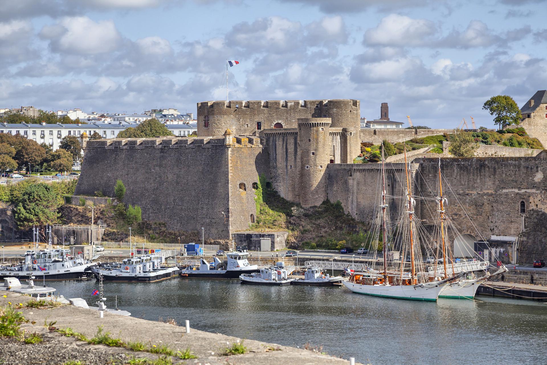 destrudata-brest